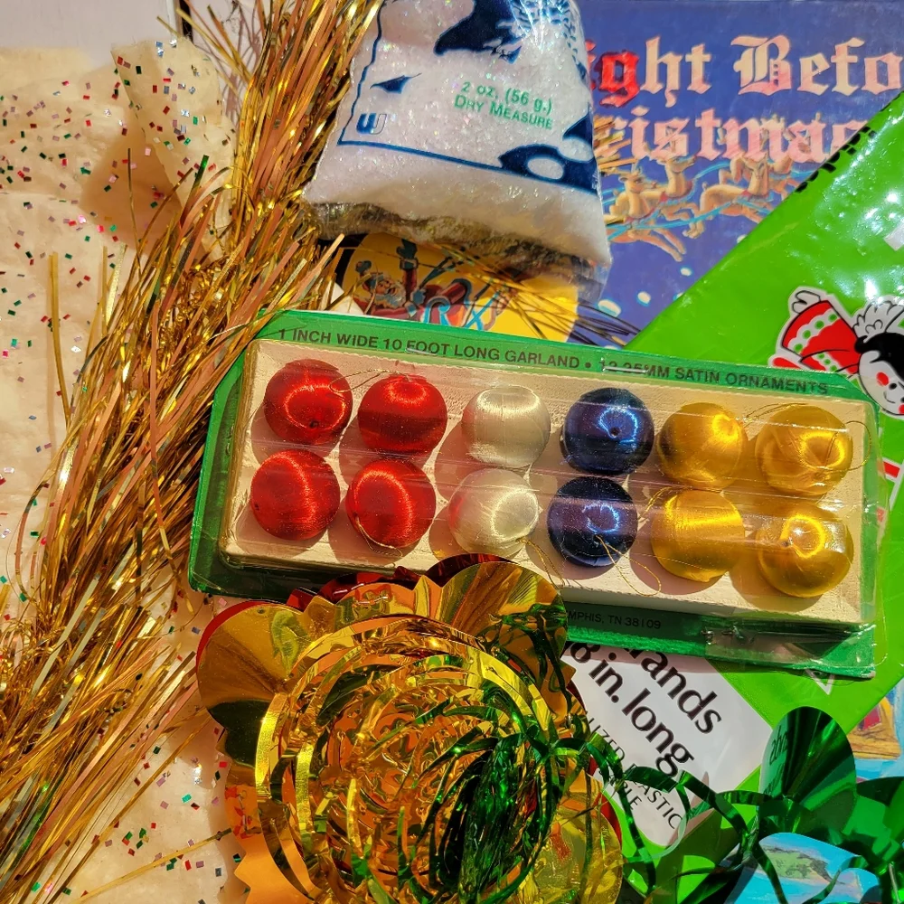 Vintage - Now Christmas Bundle ~ '60s Glitter Cotton ~ Garland, Silk Bulbs, Book